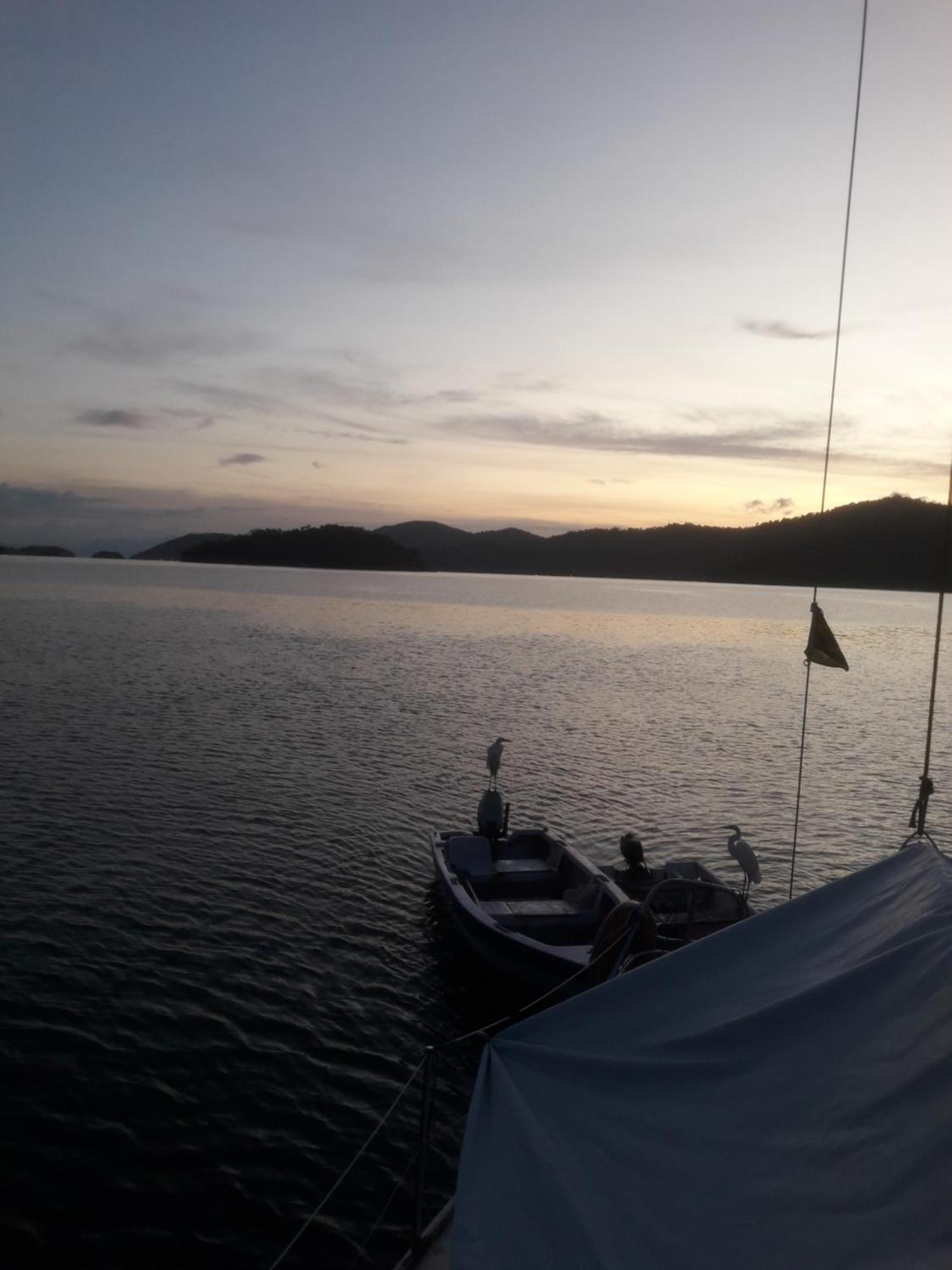 Pernoite A Bordo Hotell Araquari Rum bild